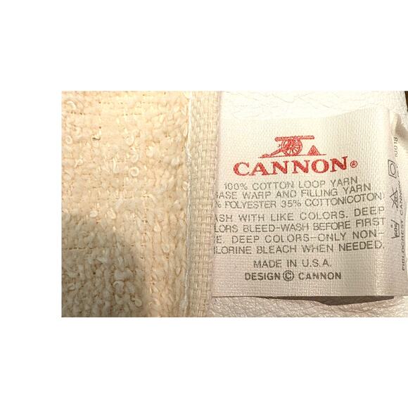 Vintage Cannon Christmas Bears Hand Towes Set of 2 Cotton Cream Red Green 25x16 - Picture 2 of 8